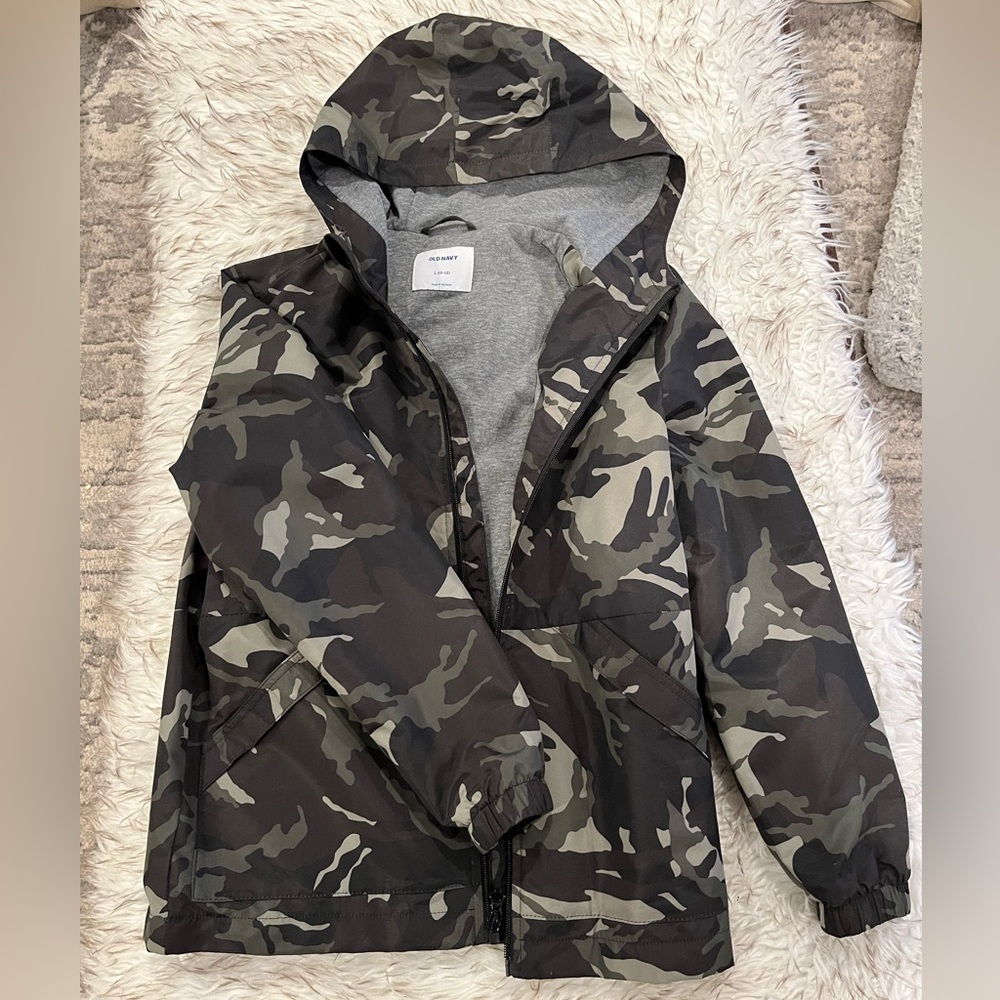 Old Navy Camo Windbreaker Coat / Jacket - Boys - L (10-12) *Never Worn*